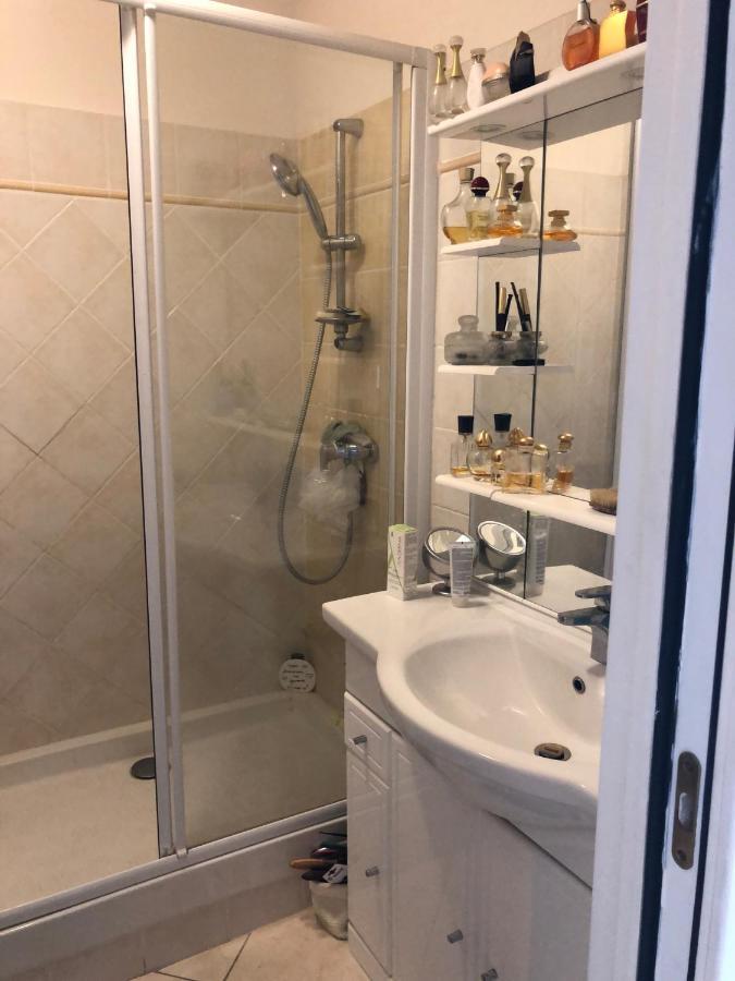 Appartement Vue Mer Panoramique Antibes Esterno foto